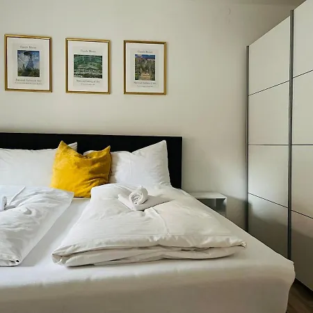 Neue Im Zentrum Von Fuer 2-4 Personen Apartment *