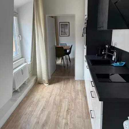 Noor - Very - Free Parking Apartment