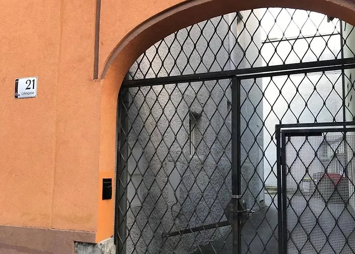 Neue Im Zentrum Von Fuer 2-4 Personen * غراتس