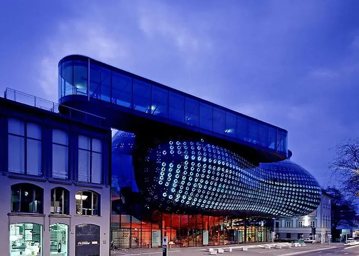 Neue Im Zentrum Von Fuer 2-4 Personen شقة *