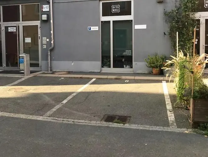 Neue Im Zentrum Von Fuer 2-4 Personen شقة